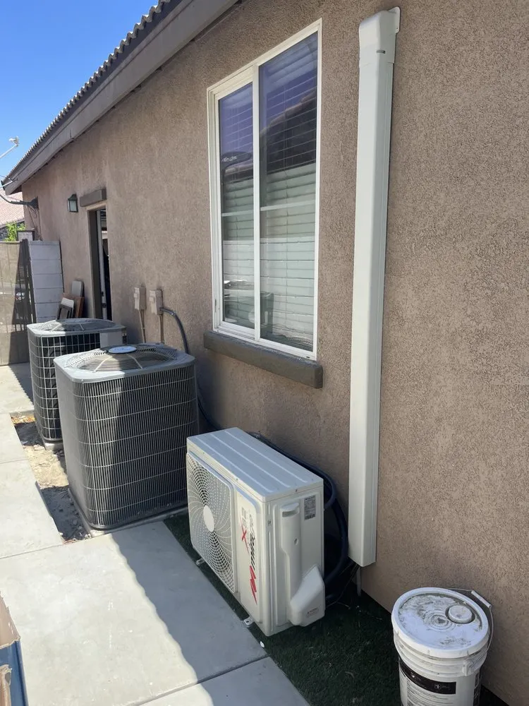 Licensed emergency electrical service experts serving La Quinta, CA - Proper Volts Lighting and Electric