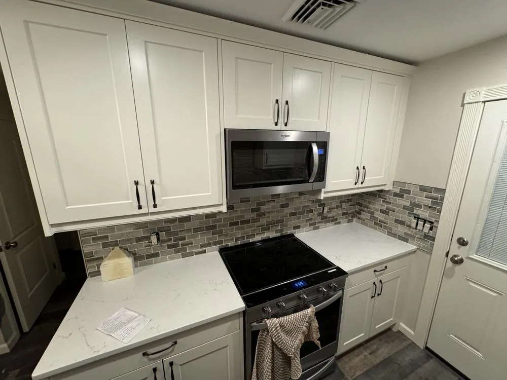 Slide of Prorenoserv Construction Team