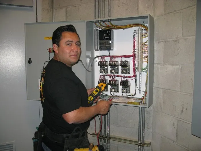 Slide of PSR Electric