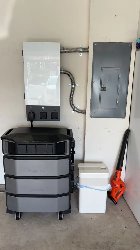 Emergency electrician providing lighting installation in , 