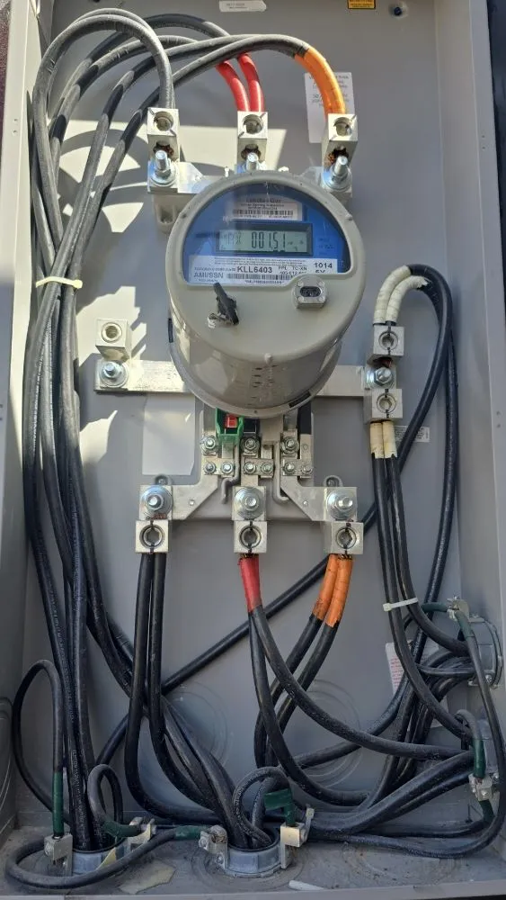 Slide of Puentes Electrical Services