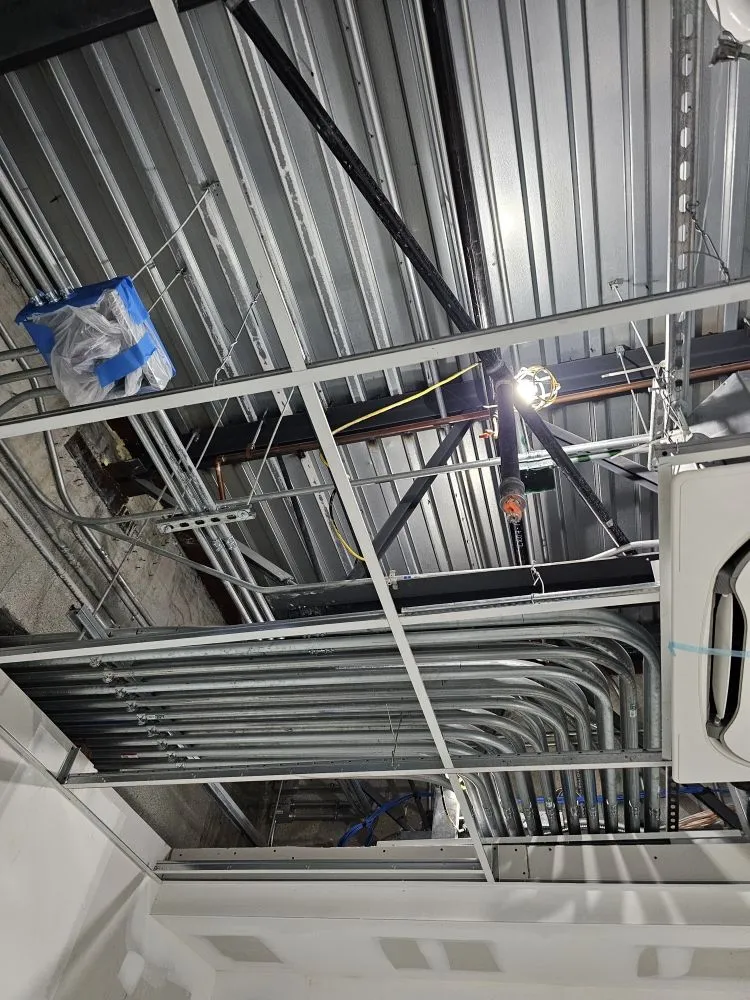 Slide of Puentes Electrical Services