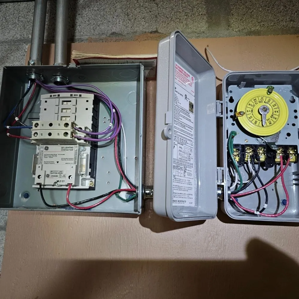 Slide of Puentes Electrical Services