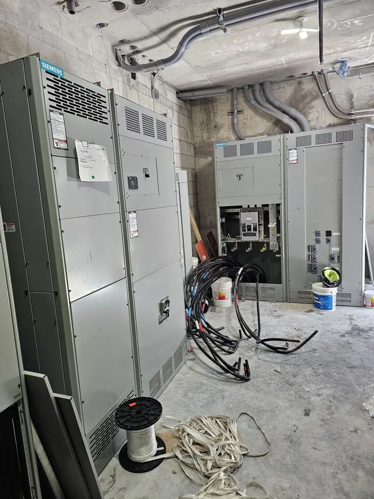 Slide of Puentes Electrical Services