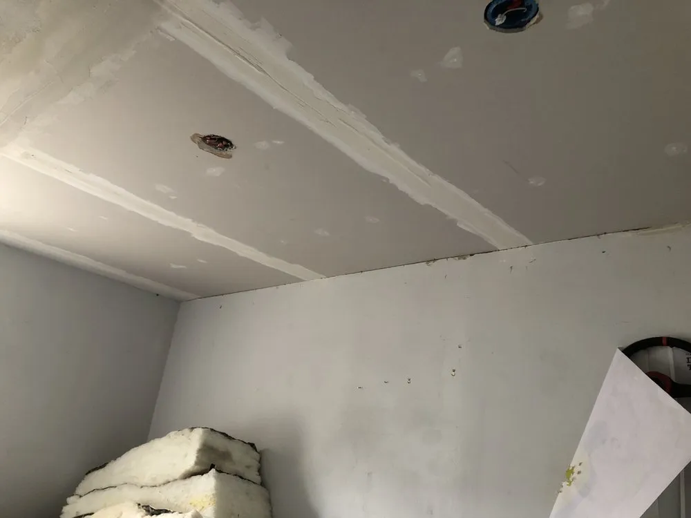 Licensed emergency electrical service in ,  by Punch List Solutions