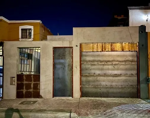 Pure Vine Solutions Logo