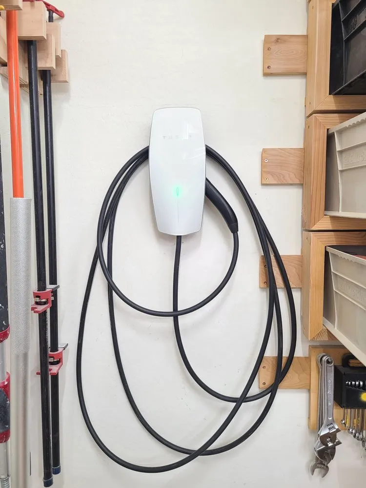 Slide of Q Electrical Services