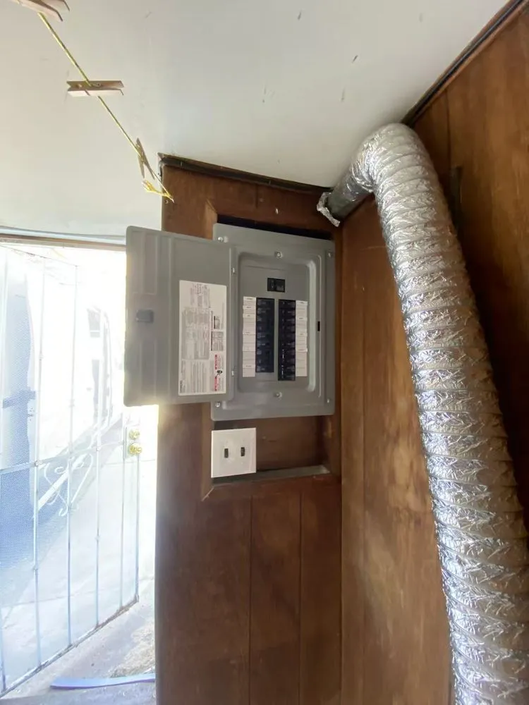 Slide of Qc Electric