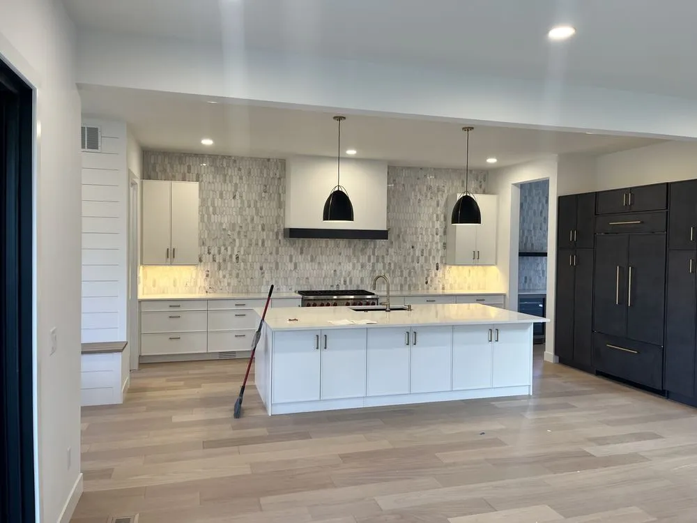 Slide of Qualis Electrical Contractors