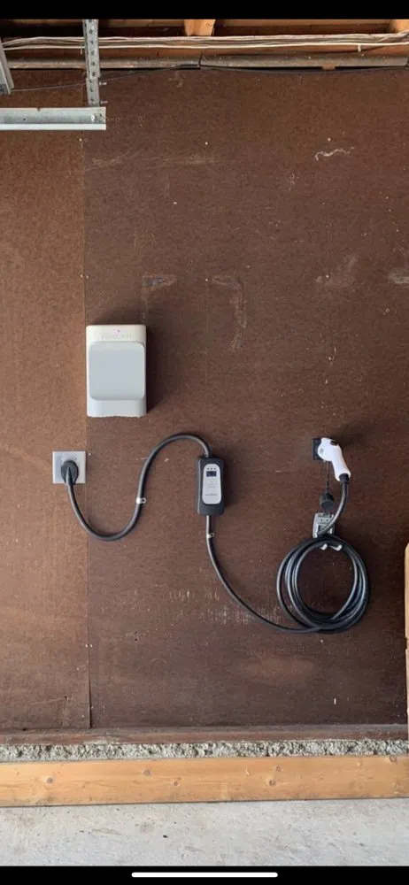 Slide of Qualitech Electrical Services