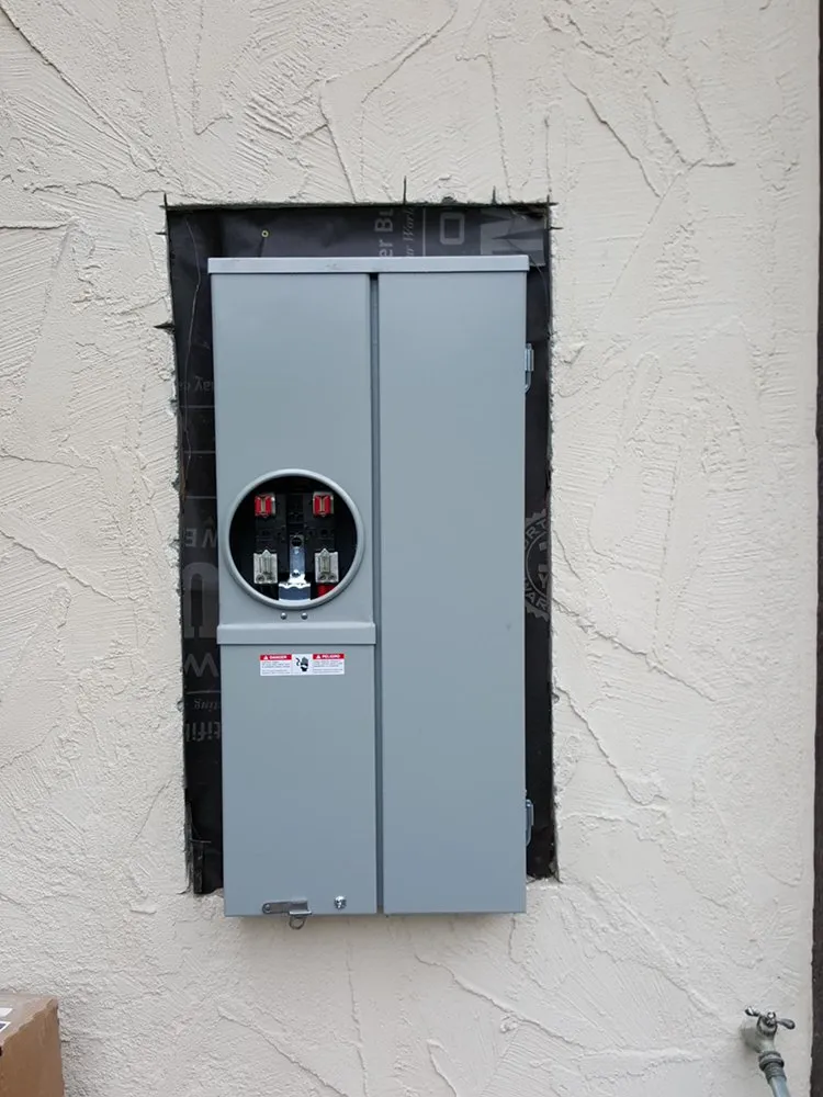 Emergency outlet and switch repair service in , - Qualitech Electrical Services