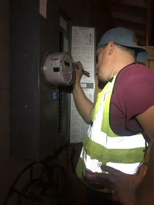 Quality Electric Logo