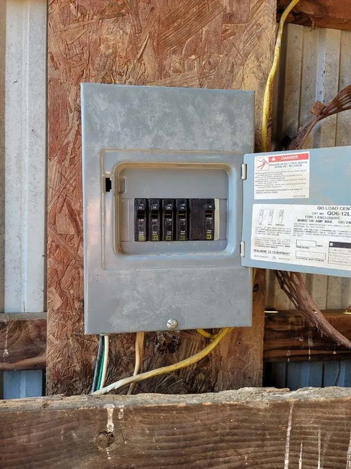 Slide of Quality Electrical Work