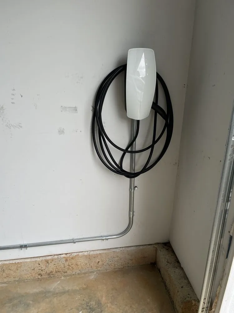 Slide of Quantice Solar & Electric