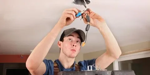 Slide of Quantum Electric