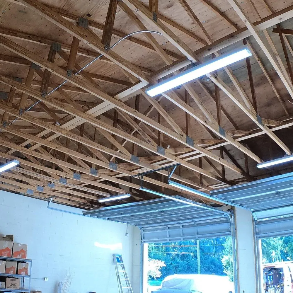 Slide of Quantum Force Electric