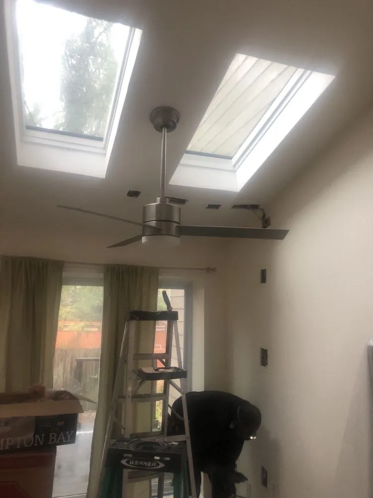 Slide of Queen Electric