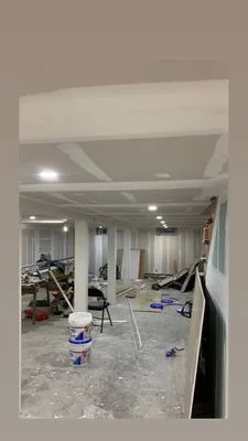 Queens Handyman Service Logo