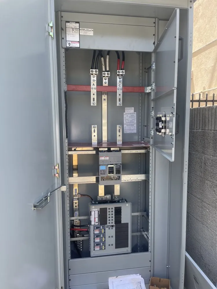 Slide of Quesada Electric