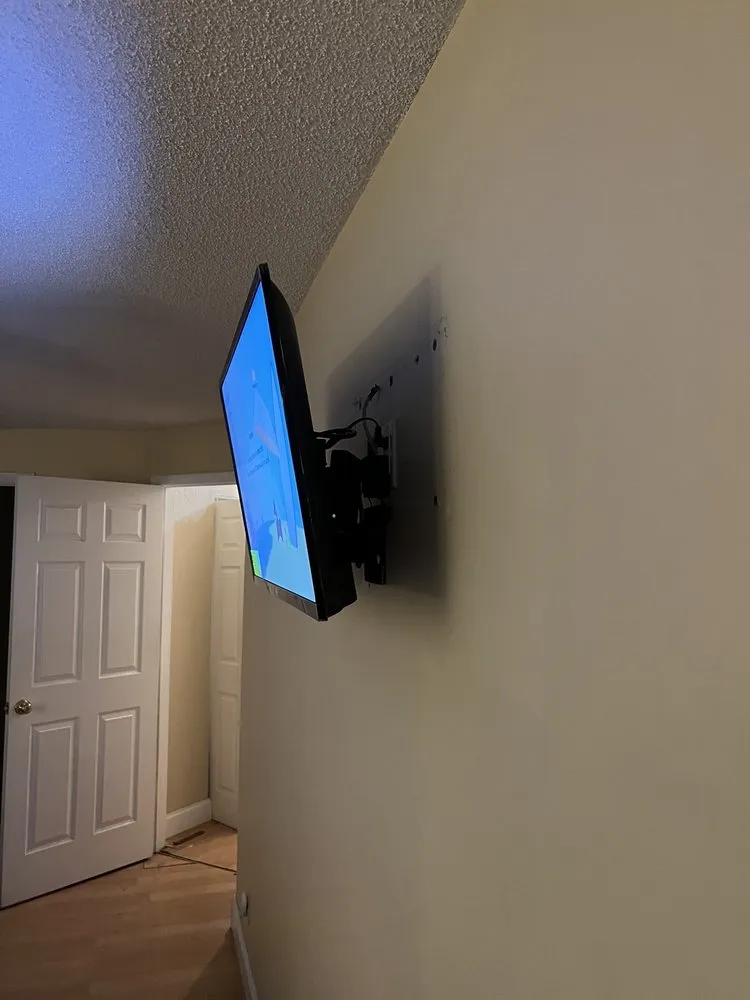 Licensed electrical repair experts serving ,  - Quick & Easy Mobile Repairs