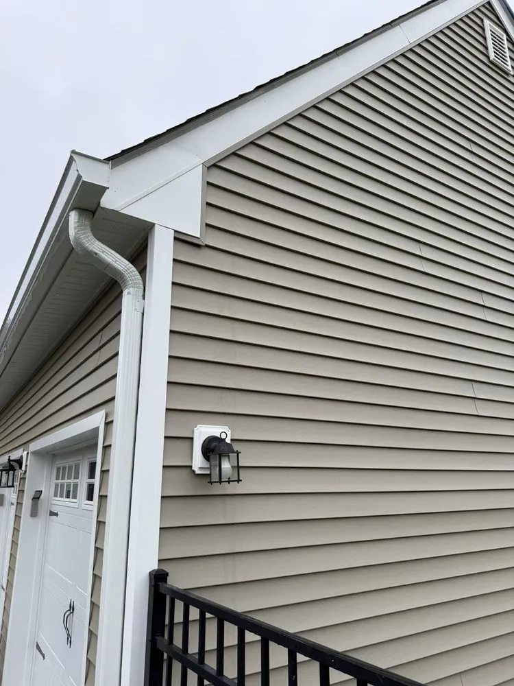 Affordable electrical repair in Freehold Township, NJ by Quick Handyman Services