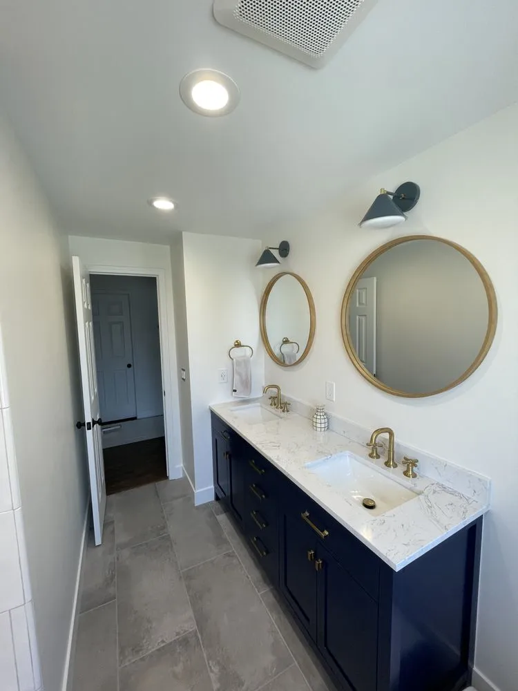 Slide of Quinlan Electric