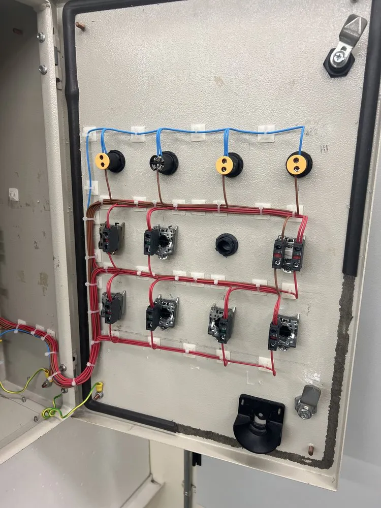 Slide of Quinlan Electric