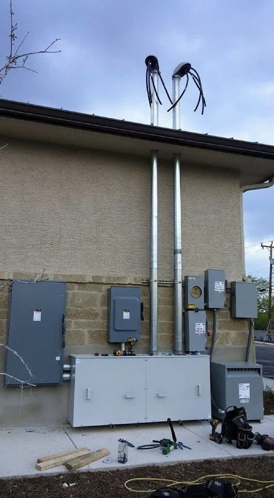 Slide of Quintanilla Electric