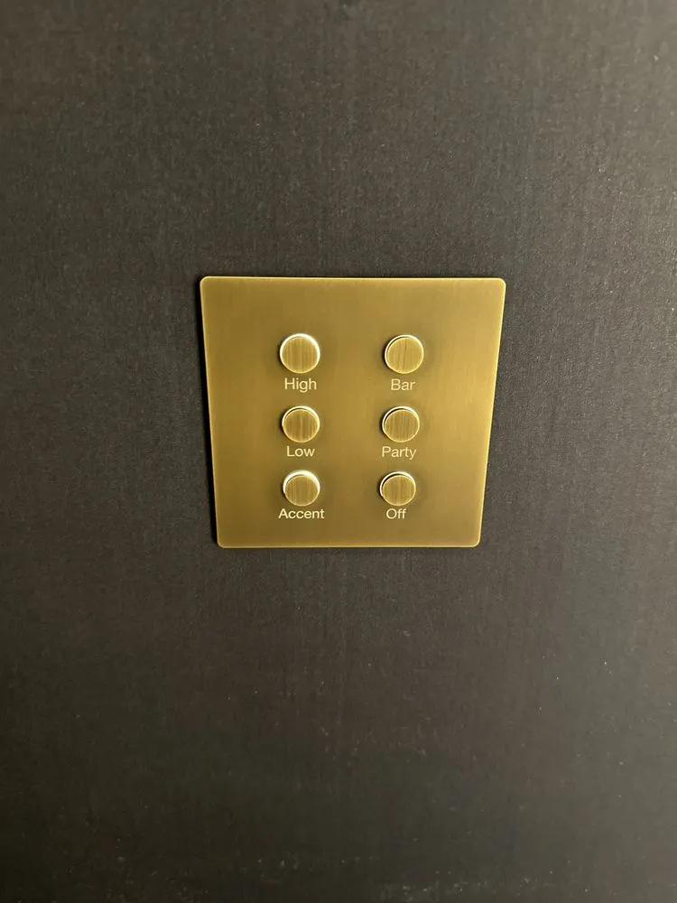 Slide of Quintanilla Electric