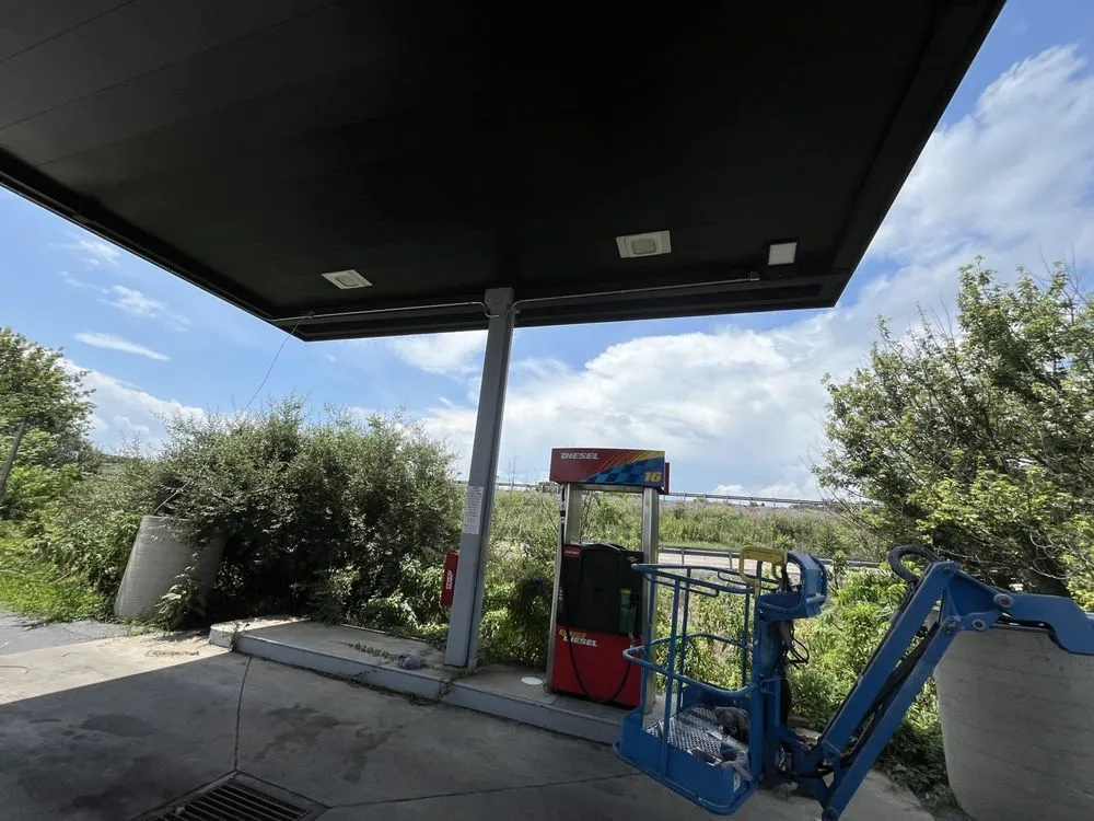 Slide of Quintanilla Remodeling