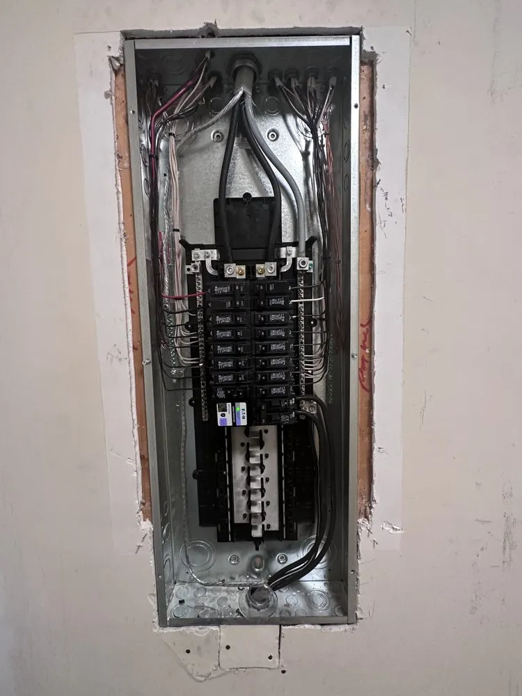 Slide of Quintanilla’s Electical & Painting Services