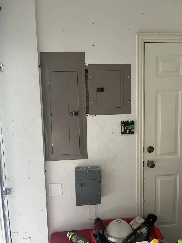 Licensed emergency electrical service in ,  by Quistian lighting