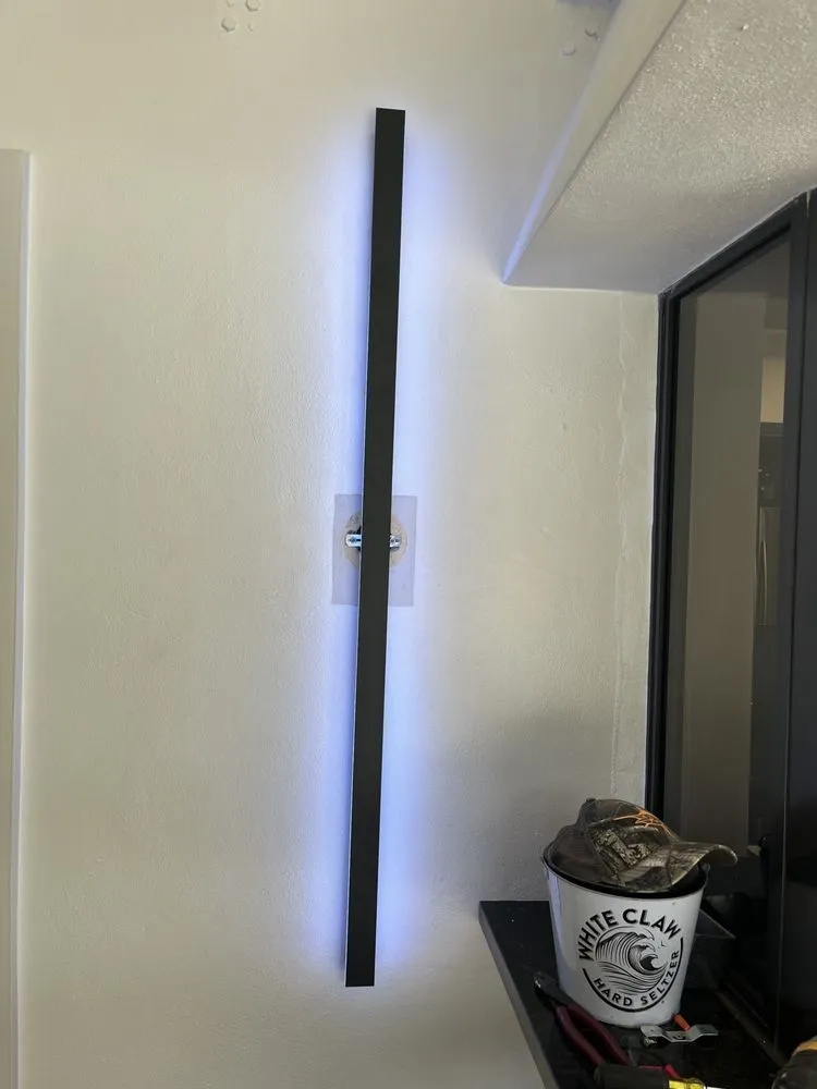 Slide of R & E Electrical