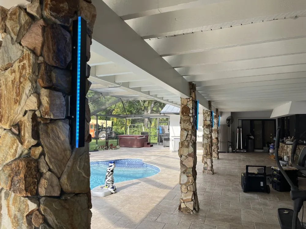 Slide of R & E Electrical