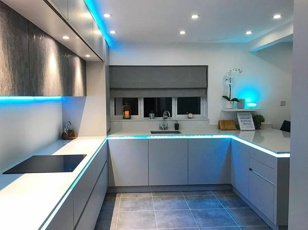 Certified wiring installation experts serving Sunny Isles Florida, FL - R & E Electrical Services