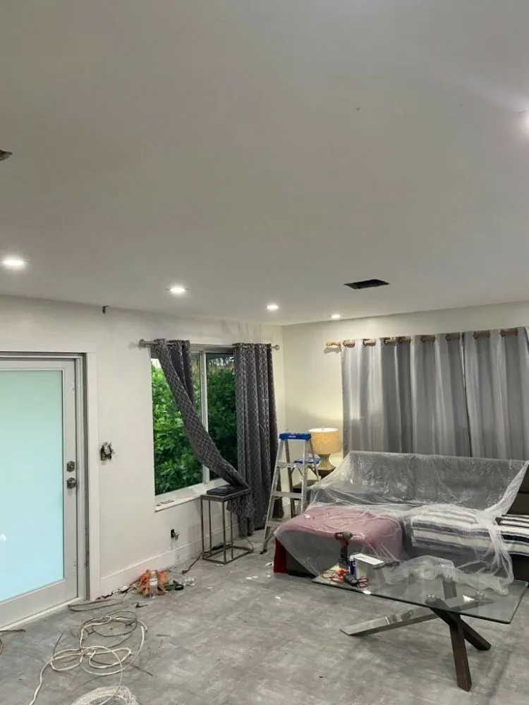 Emergency wiring installation in Sunny Isles Florida, FL by R & E Electrical Services