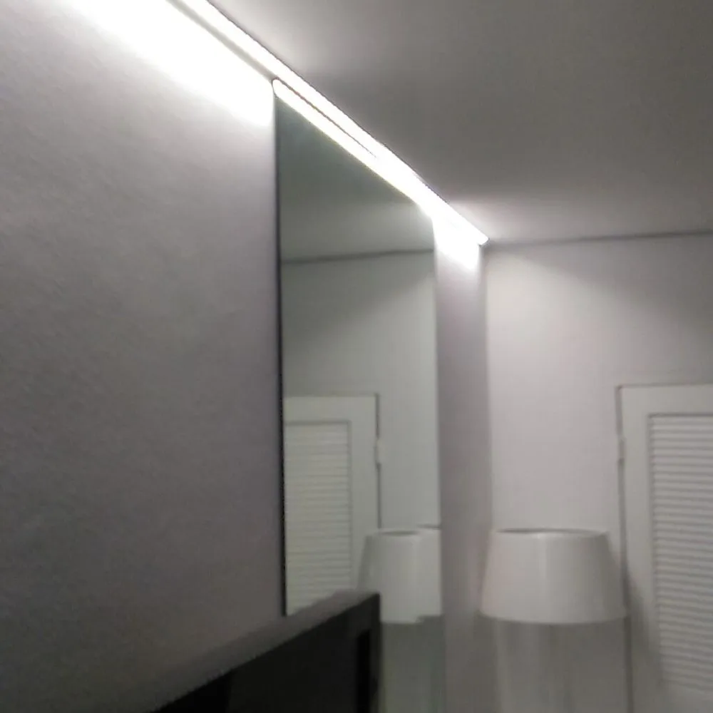 Affordable circuit breaker repair in Sunny Isles Florida, FL by R & E Electrical Services