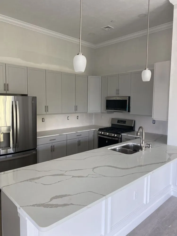 Slide of R & G Construction