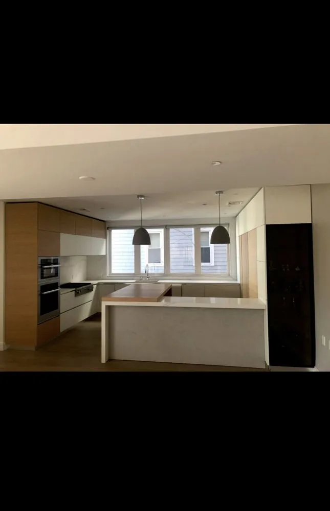 Slide of R & G Construction