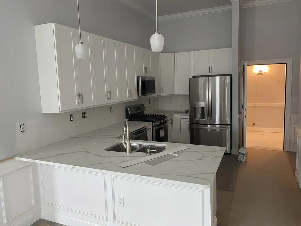 Slide of R & G Construction