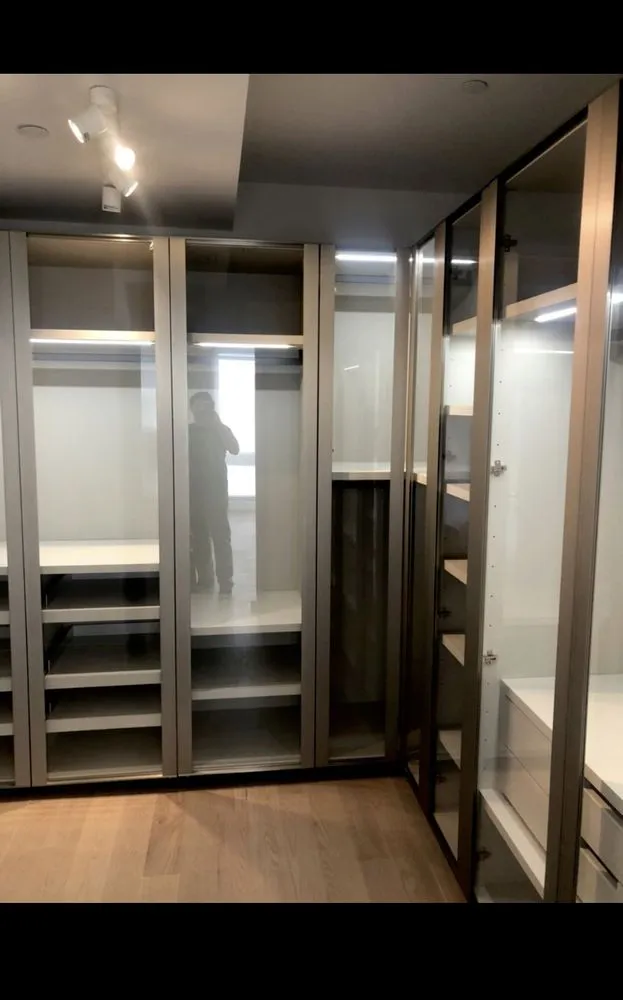 Slide of R & G Construction