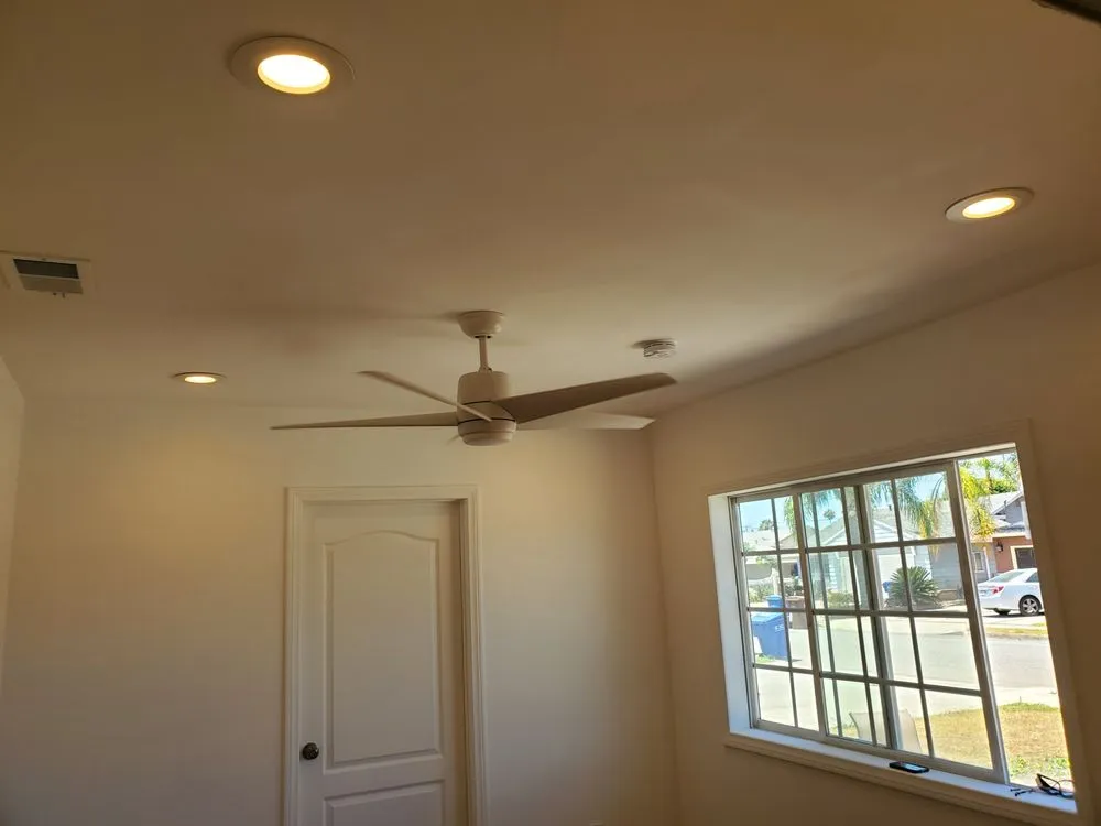 Slide of R & G Electric