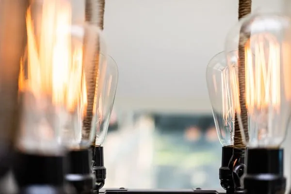 R & G Electrical Contractors Logo