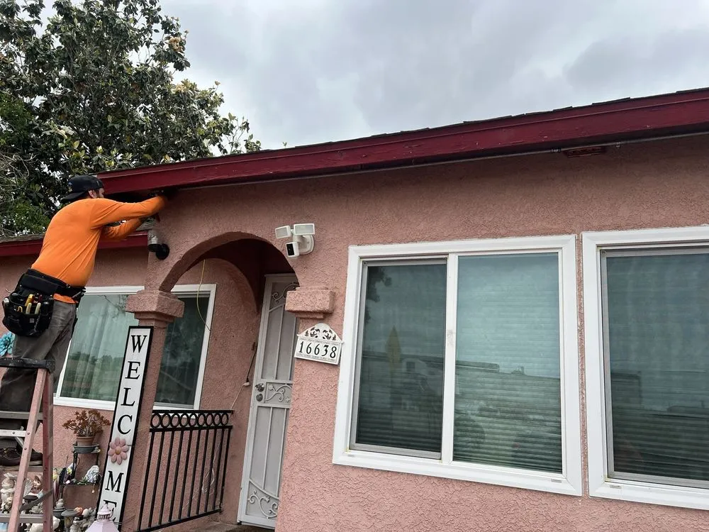 Slide of R & J Electric