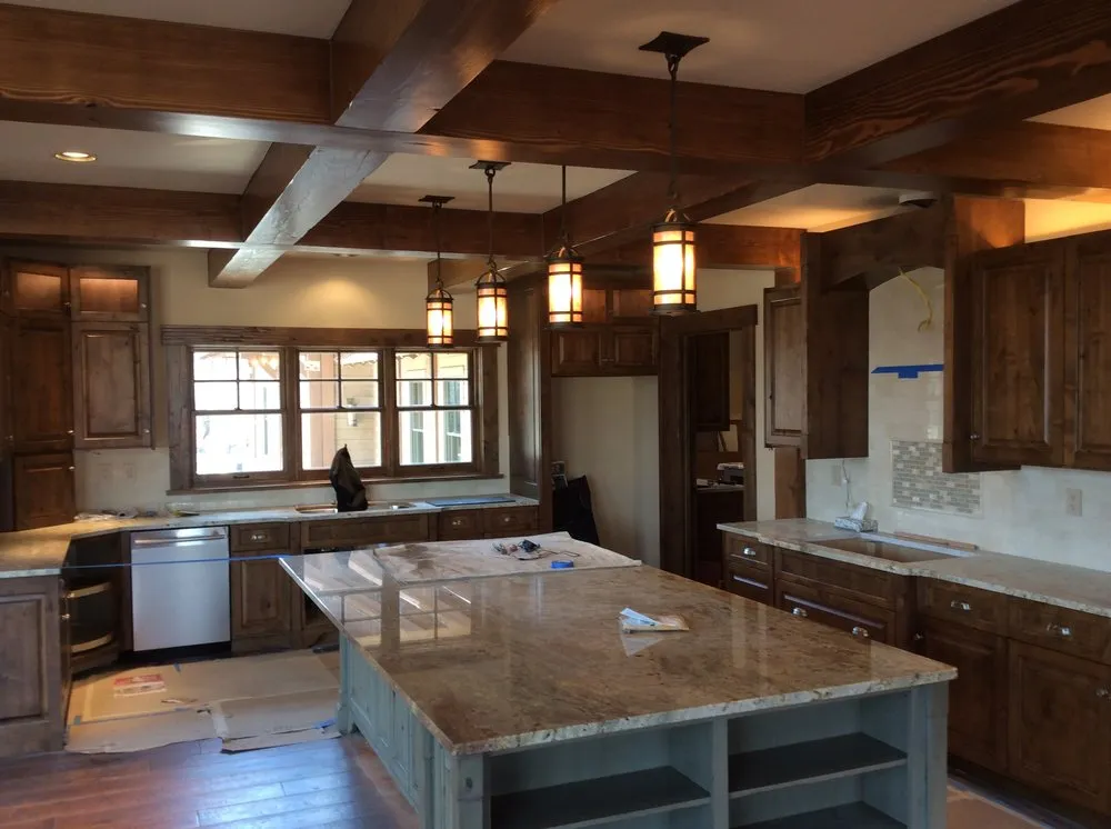 Slide of R & R Electric