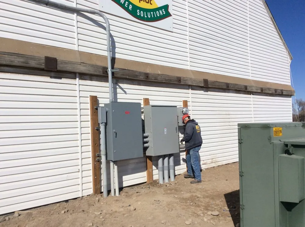 Slide of R & R Electric