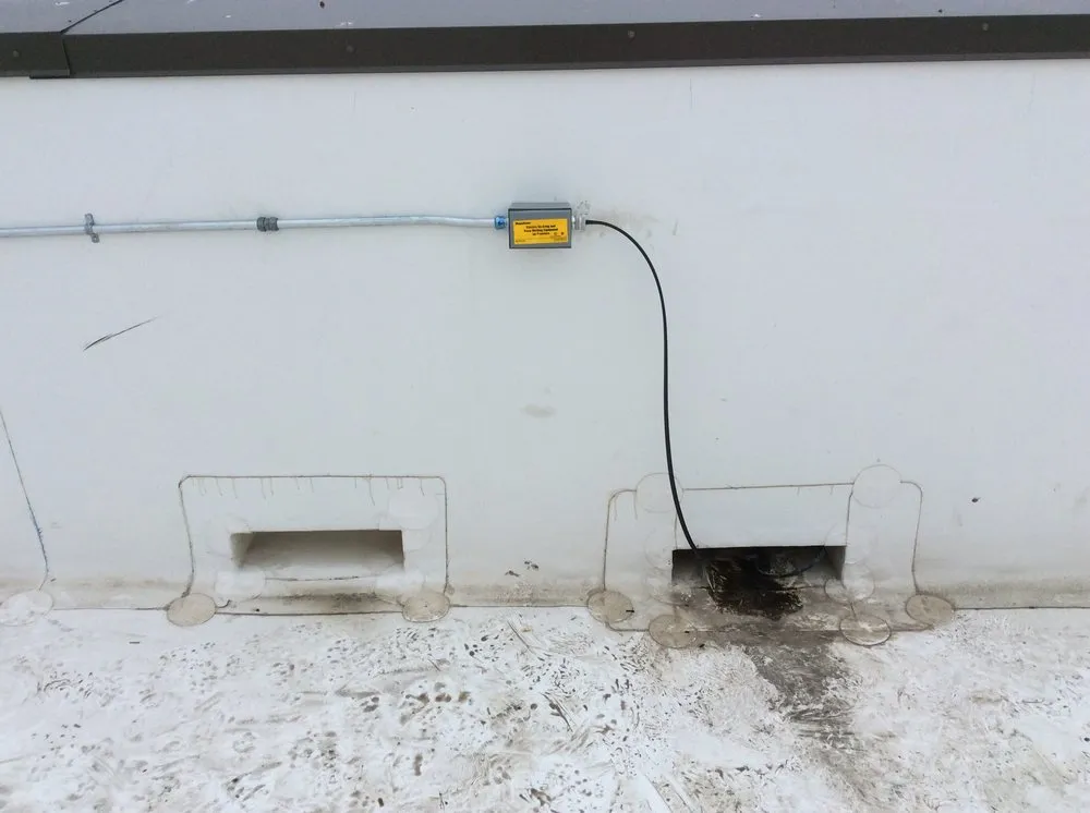 Slide of R & R Electric