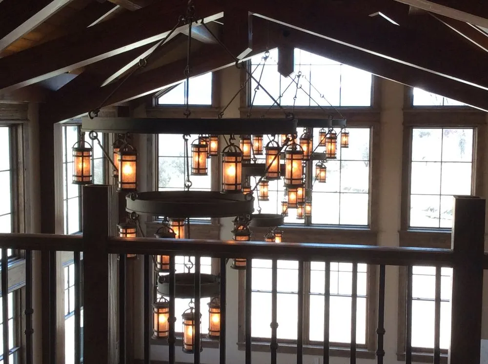 Slide of R & R Electric