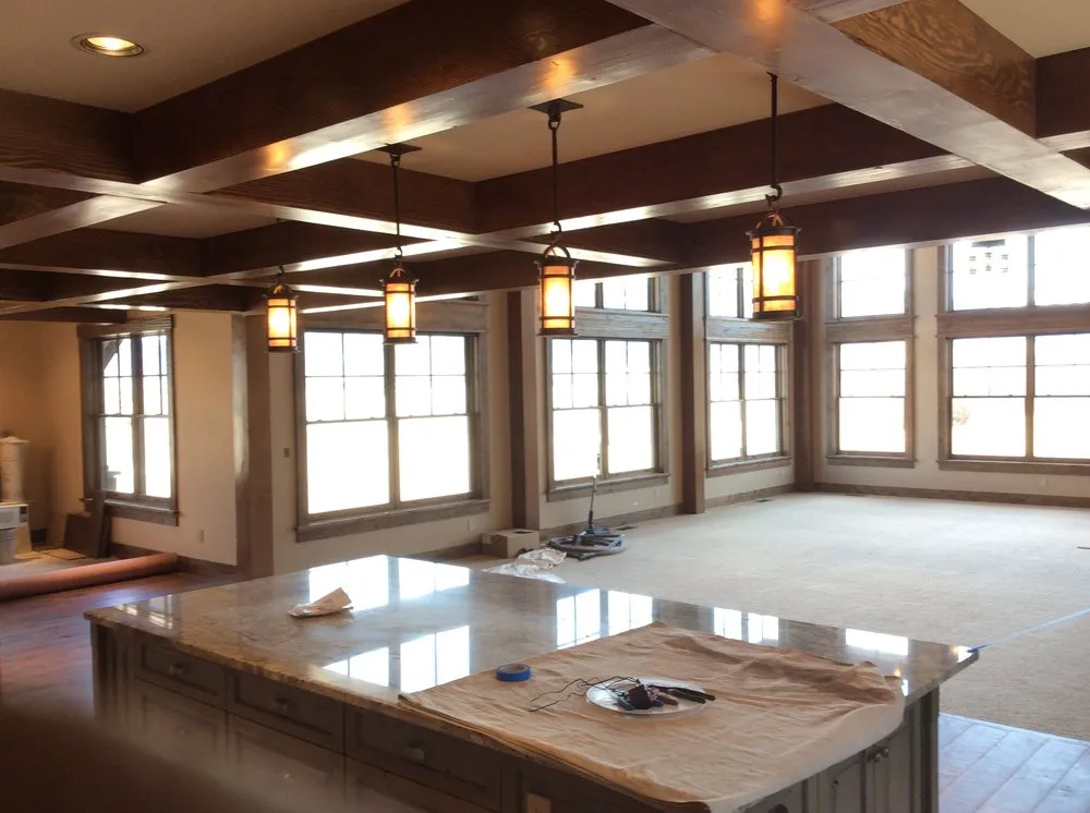 Slide of R & R Electric