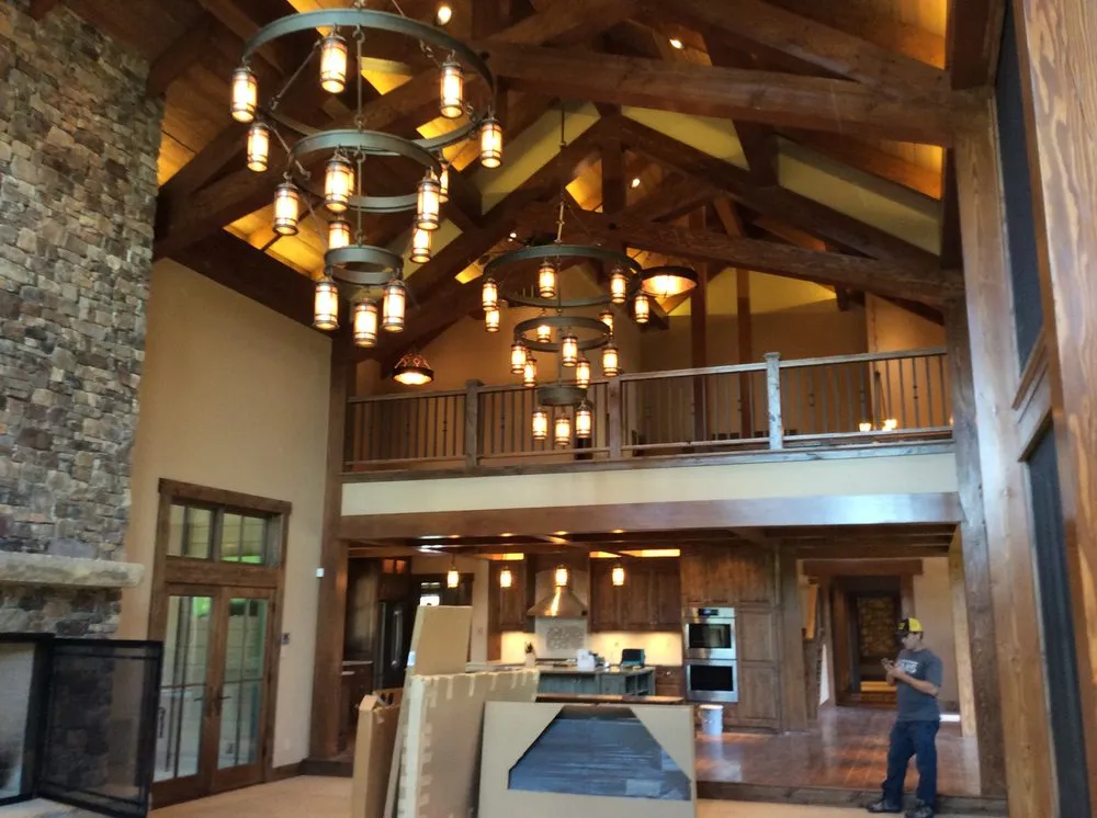 Slide of R & R Electric